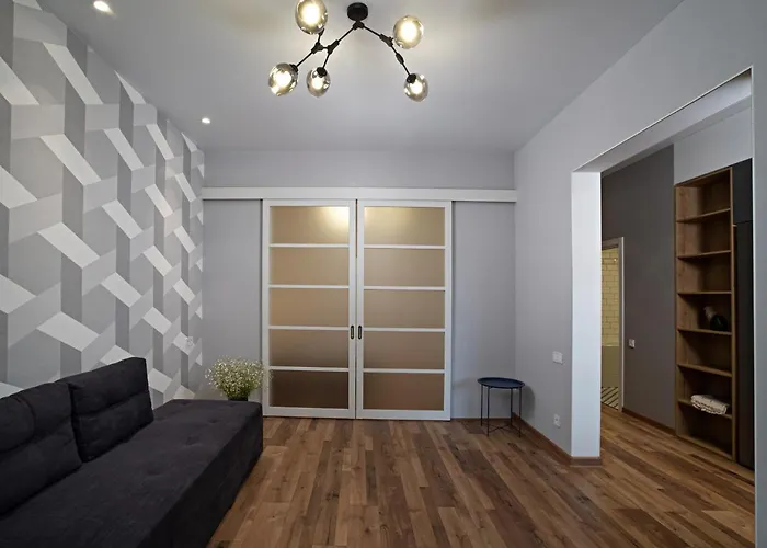 Arcadia Hills Apartment